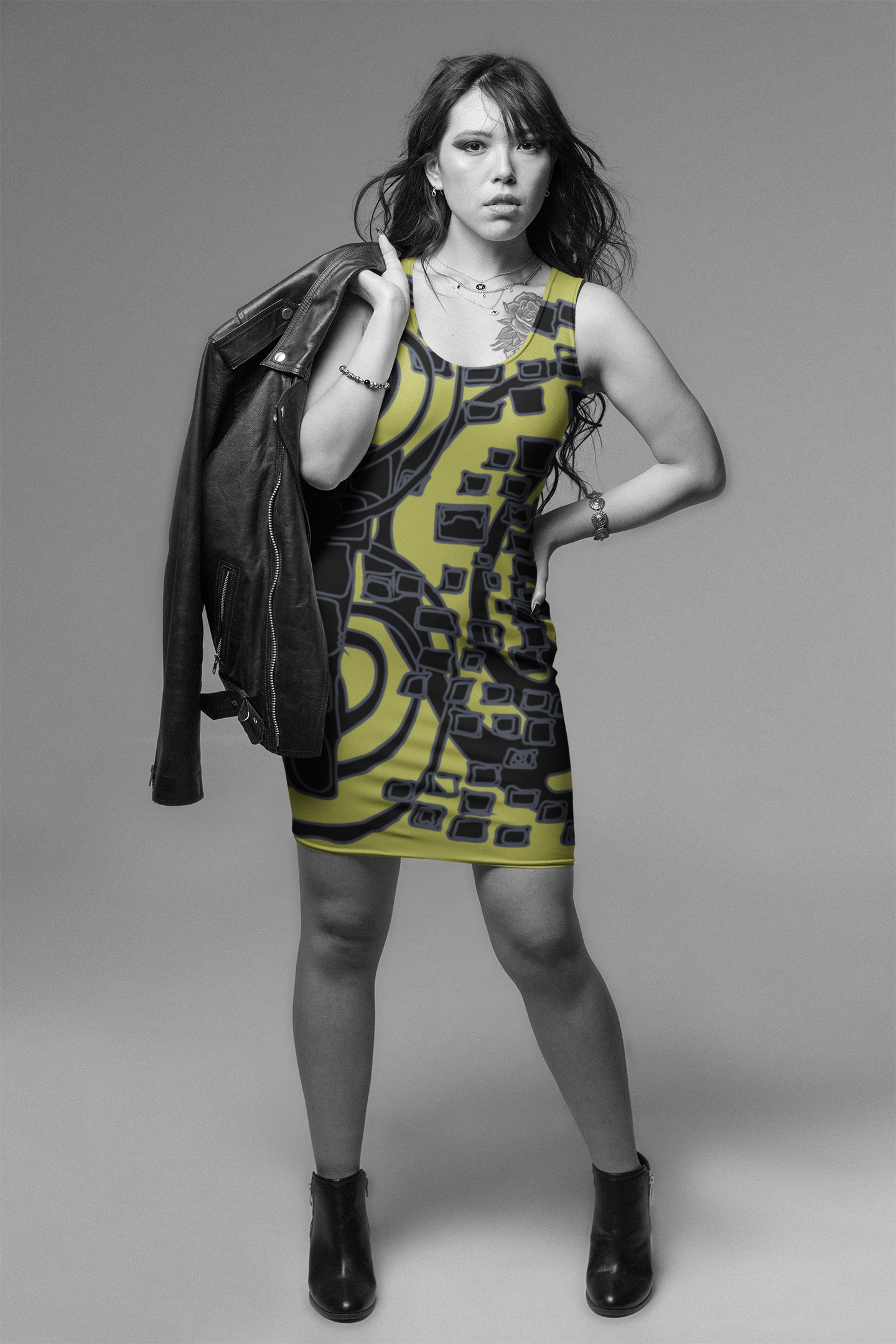 Pieces of Art in B & W - Colorway